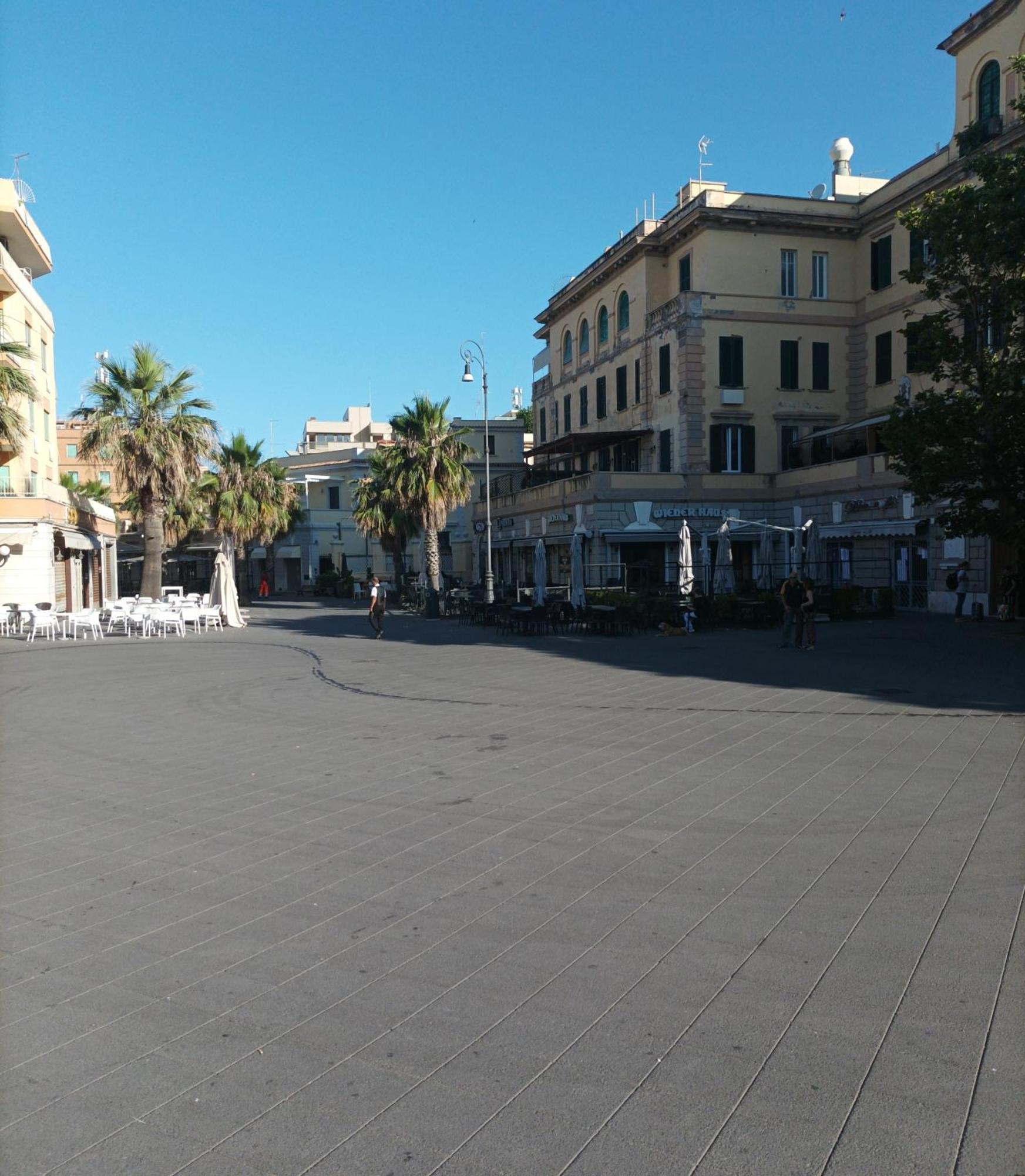 Attico Con Terrazza In Via Dei Traghetti Apartment Лидо ди Остия Екстериор снимка